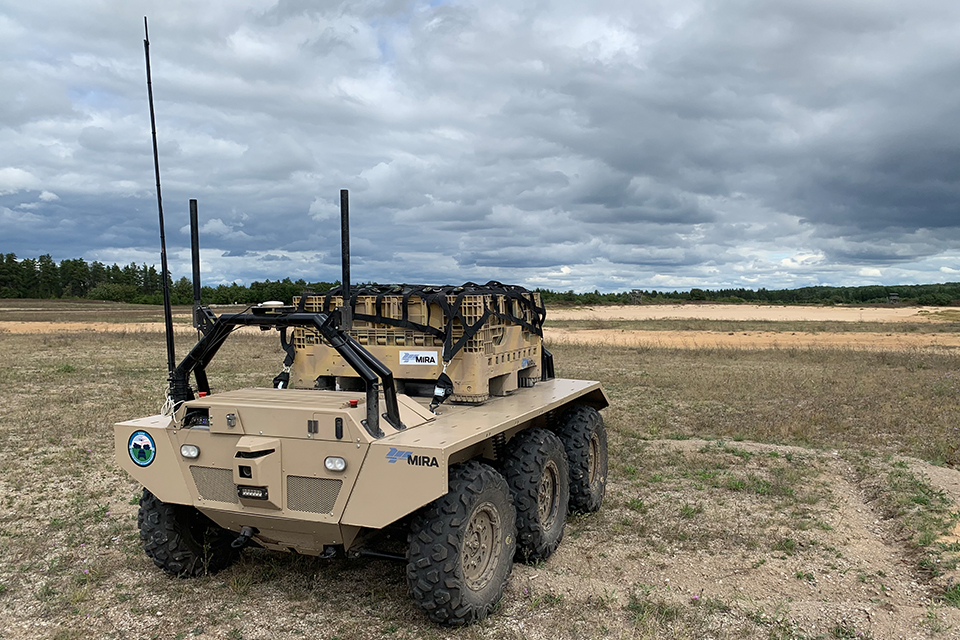 Autonomous delivery of logistic convoys tested jointly by the UK and the US.
